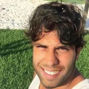 Meet your Posher, Diego